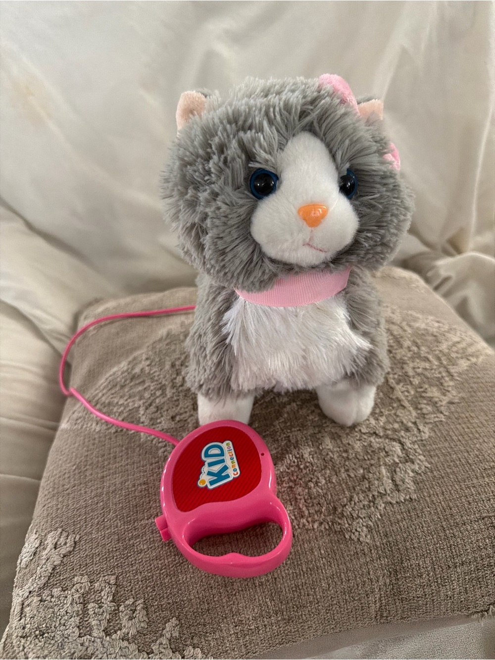 $64.95 Plush TOY Gray & White Kitten with Pink Leash